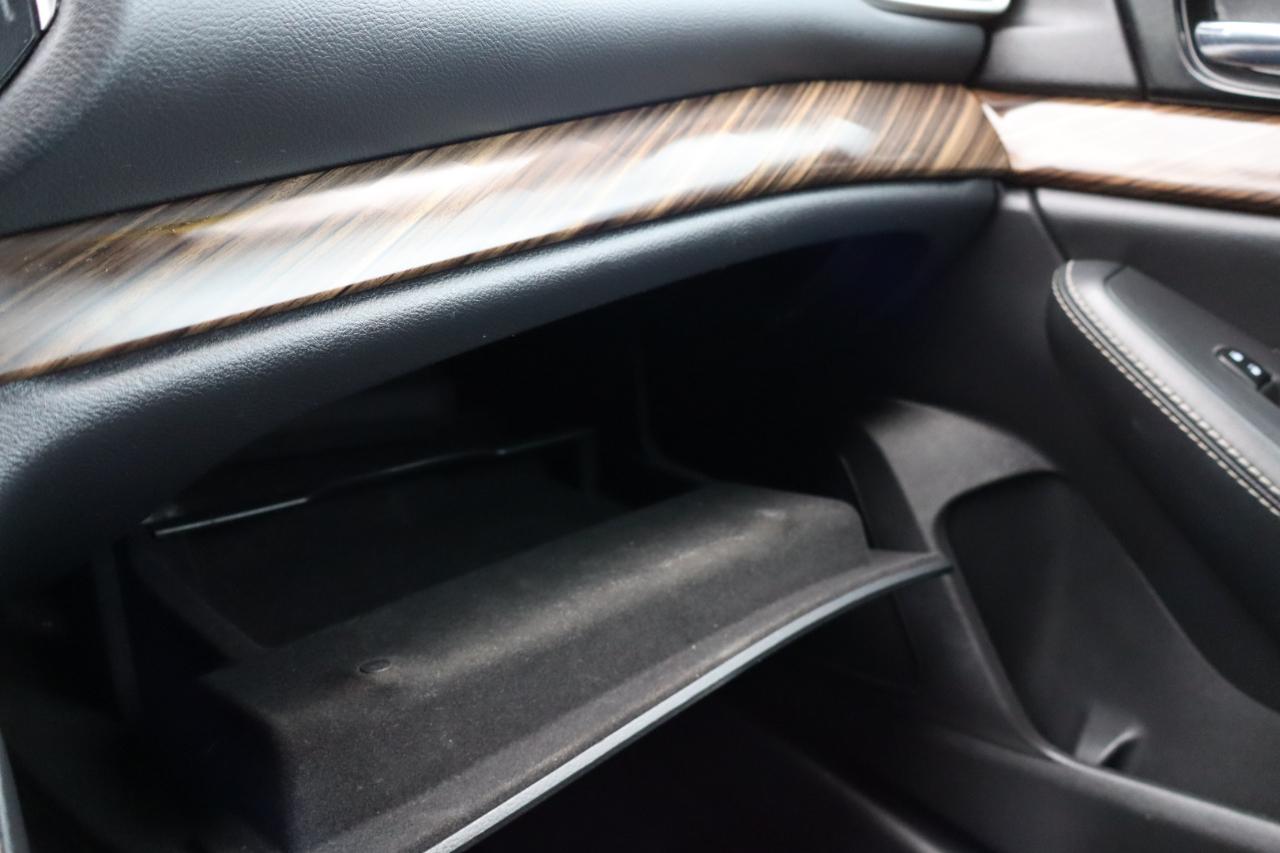 Nissan Maxima Platinum 3.5L 2017