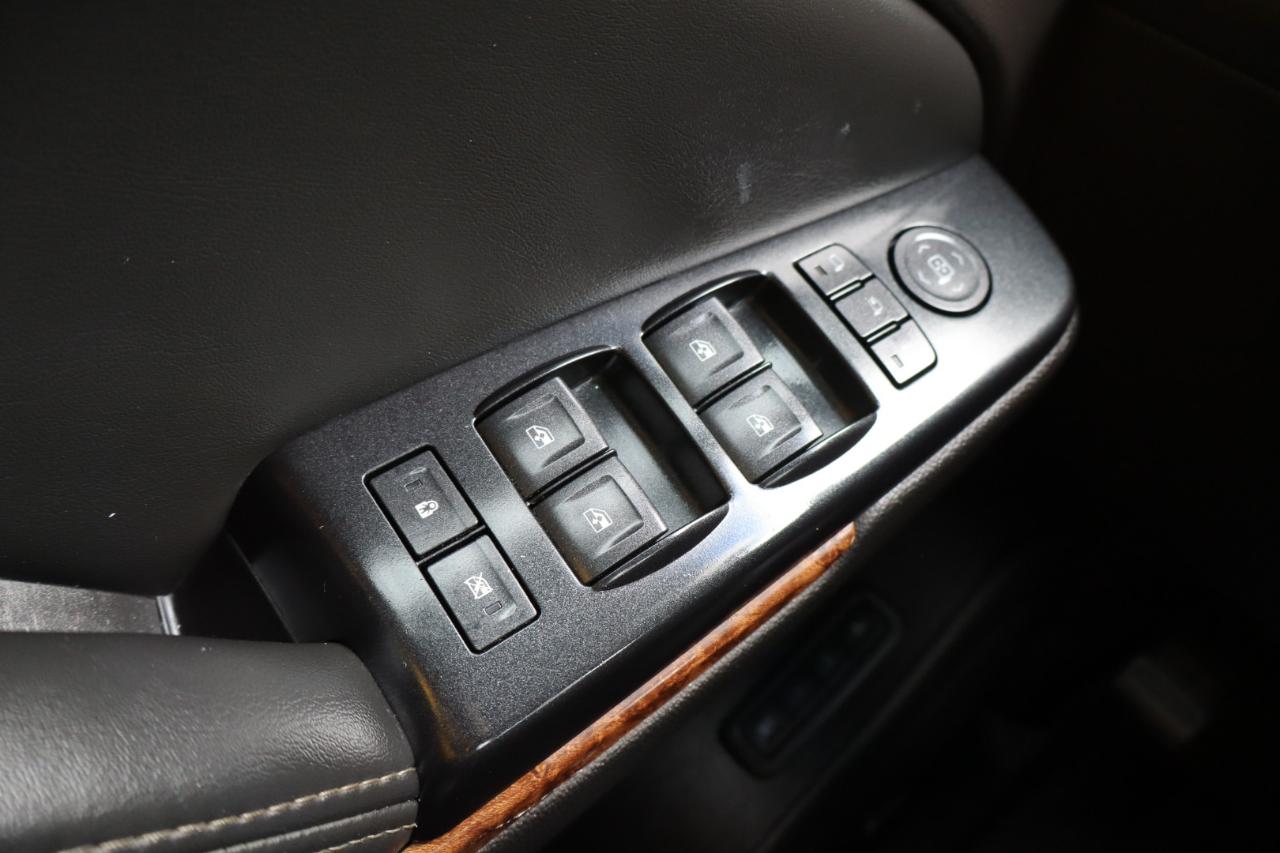 Chevrolet Tahoe 4WD 4dr LTZ 2016