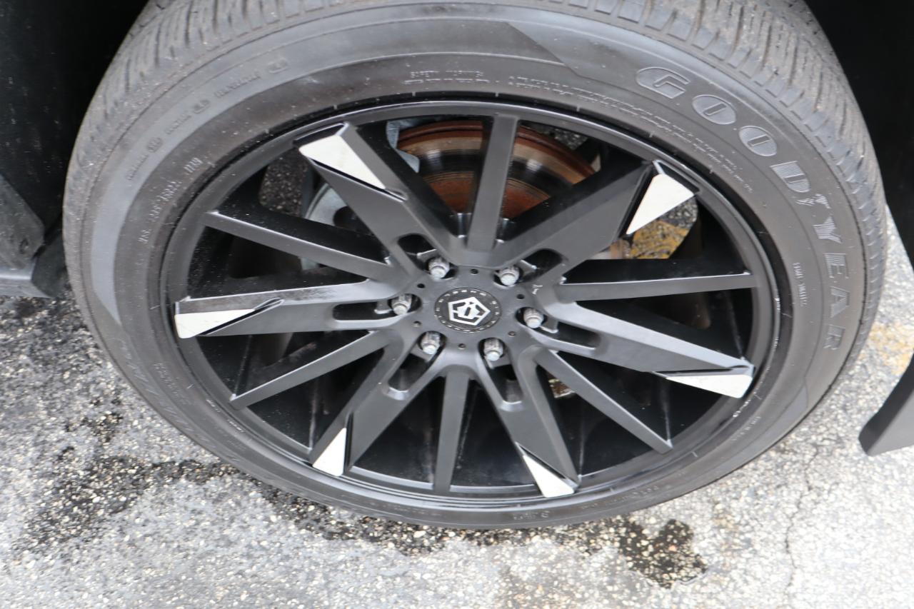 Chevrolet Tahoe 4WD 4dr LTZ 2016