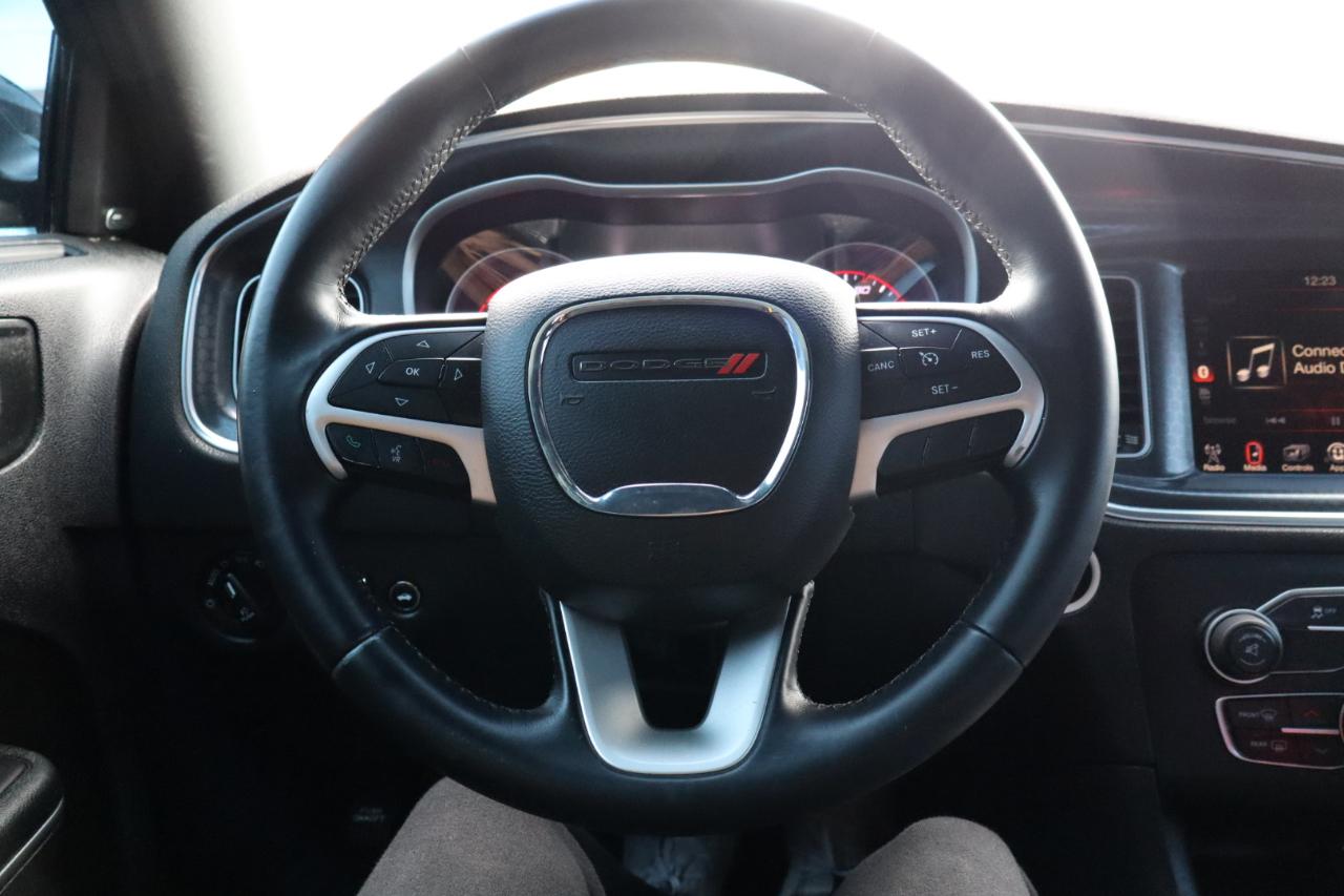 Dodge Charger 4dr Sdn SXT RWD 2015