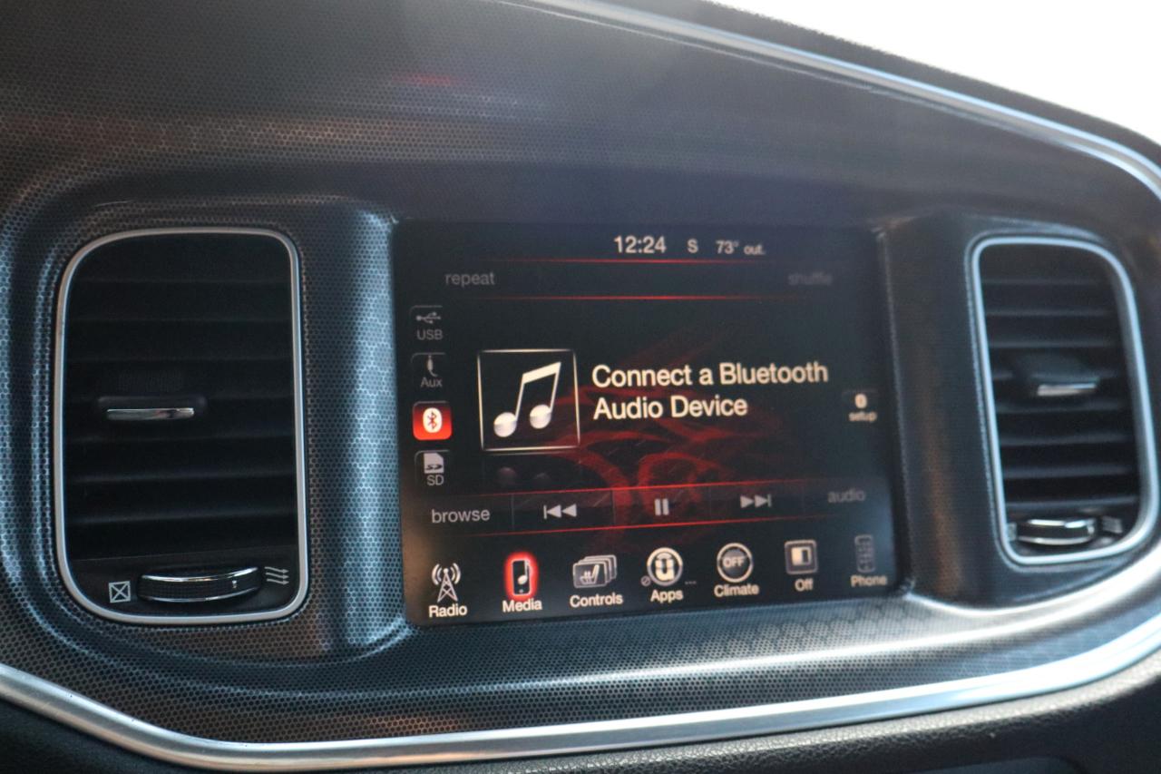 Dodge Charger 4dr Sdn SXT RWD 2015