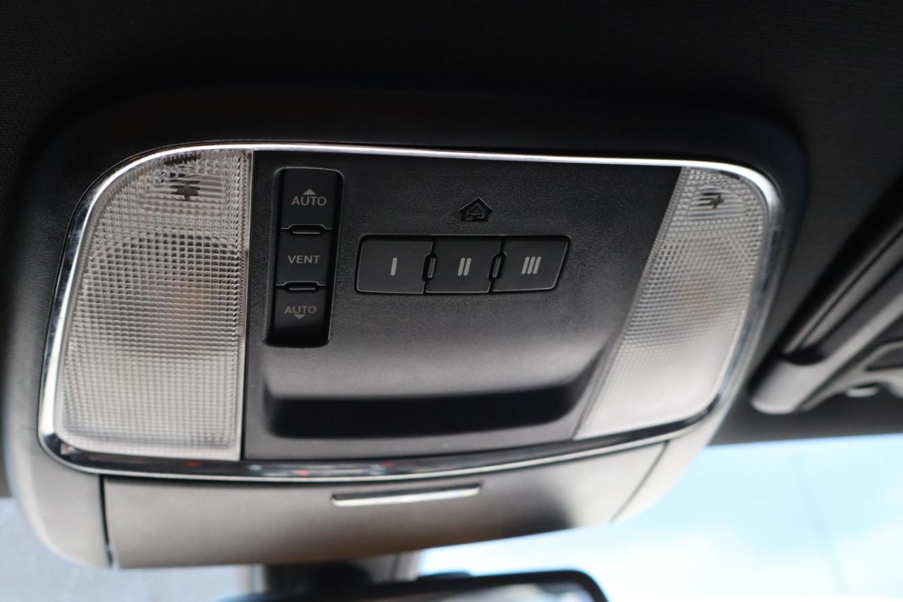 Dodge Charger 4dr Sdn SXT RWD 2015