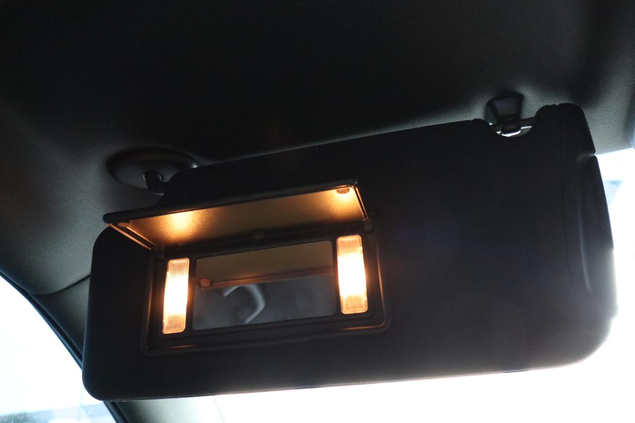 Dodge Charger 4dr Sdn SXT RWD 2015