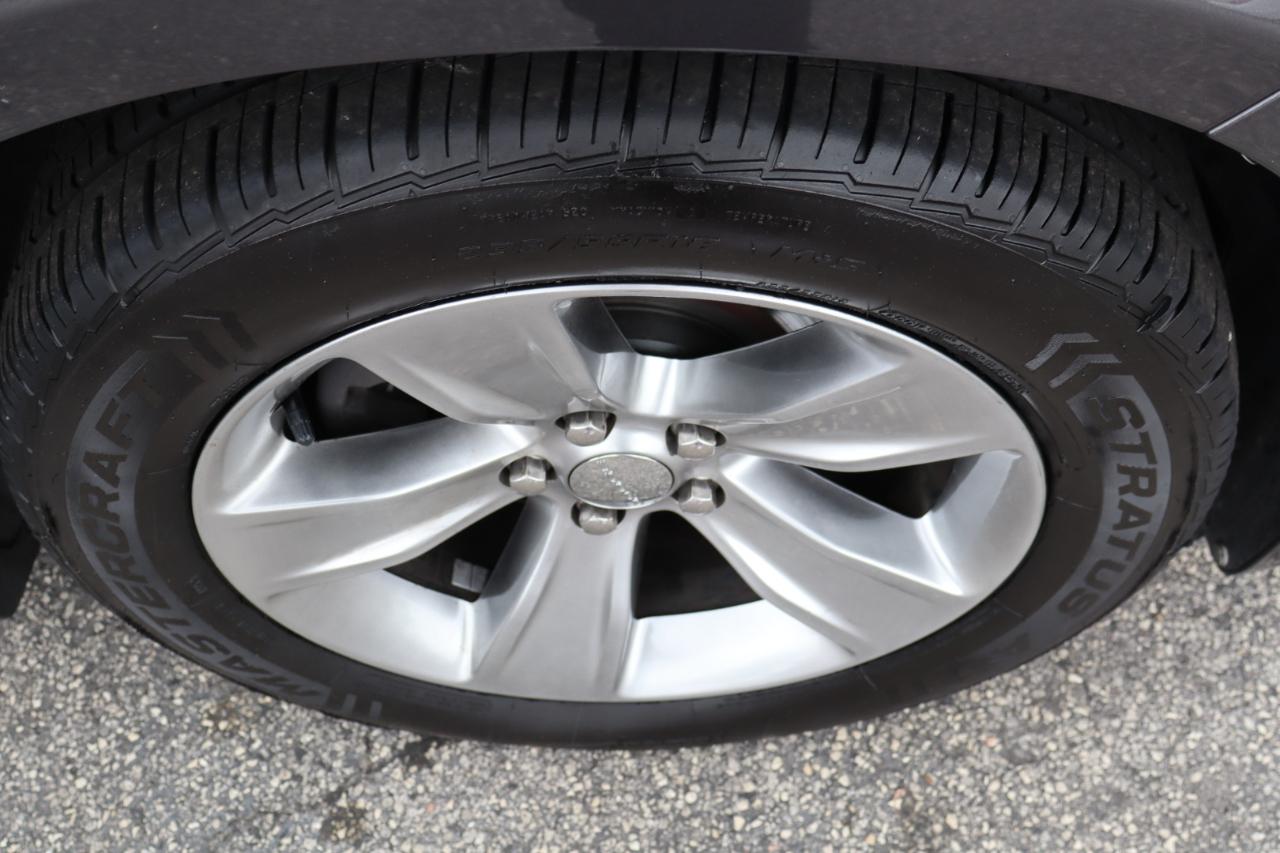 Dodge Charger 4dr Sdn SXT RWD 2015