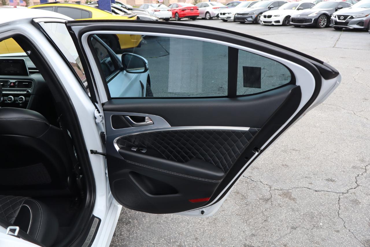 Genesis G70 2.0T Advanced RWD 2019