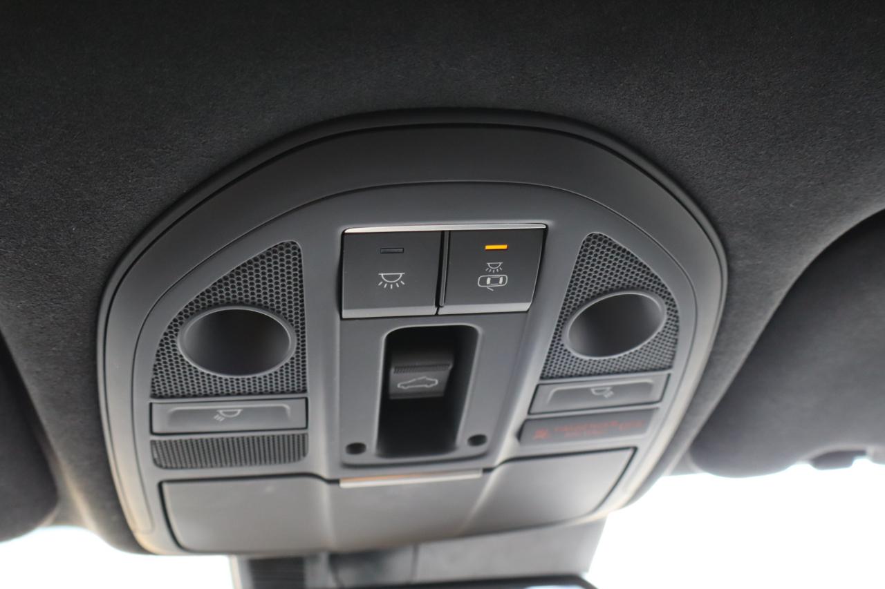 Genesis G70 2.0T Advanced RWD 2019