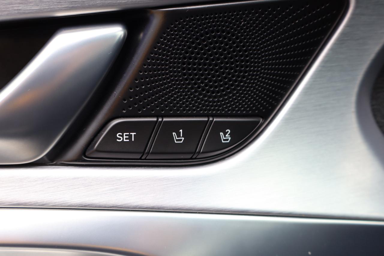 Genesis G70 2.0T Advanced RWD 2019