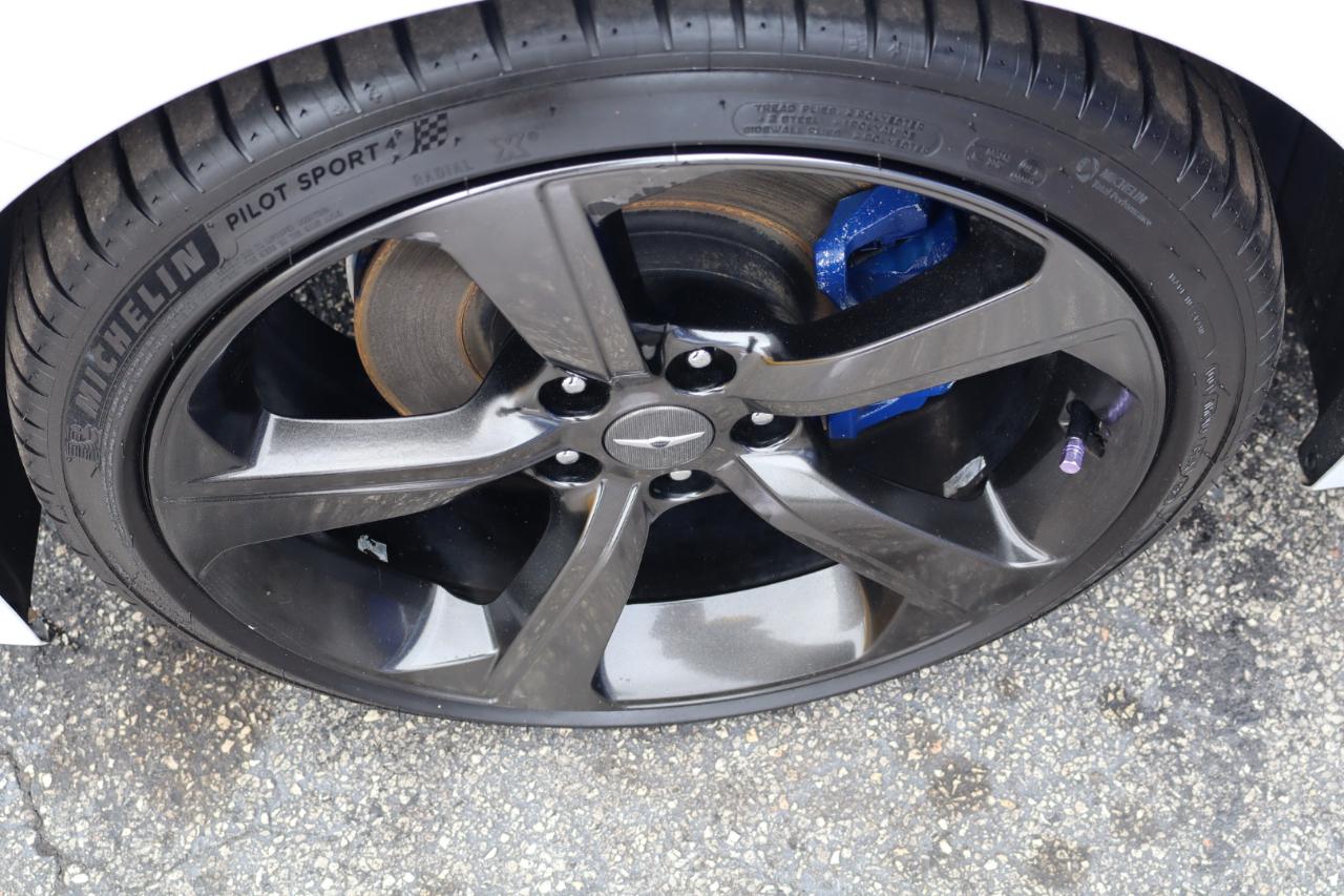 Genesis G70 2.0T Advanced RWD 2019