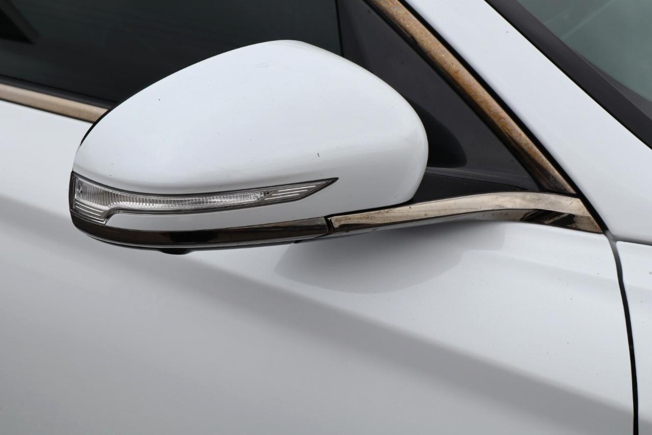 Genesis G70 2.0T Advanced RWD 2019