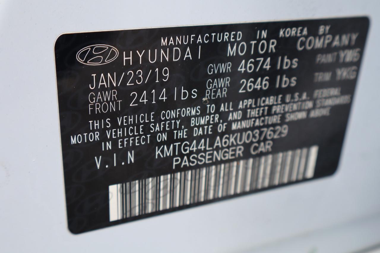 Genesis G70 2.0T Advanced RWD 2019