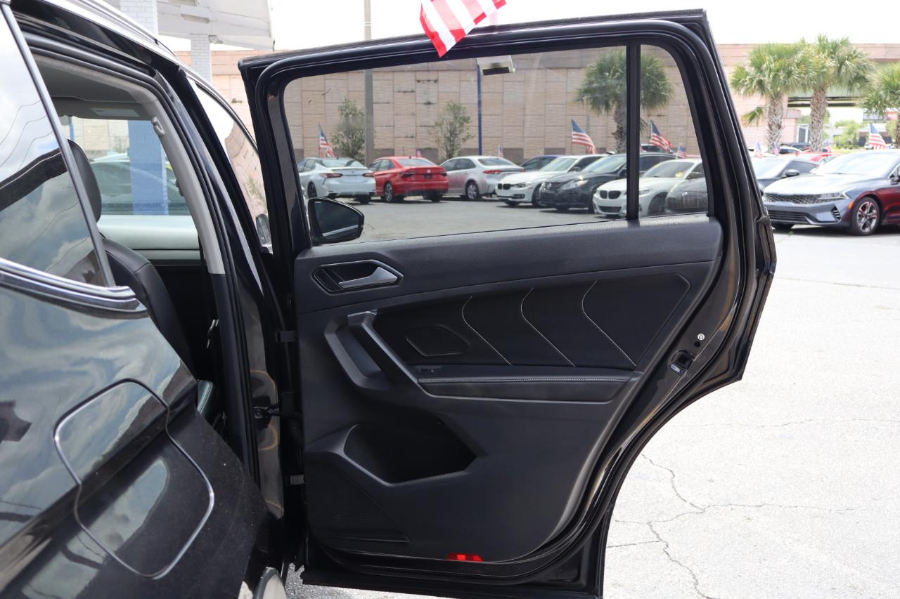 Volkswagen Tiguan 2.0T SE FWD 2022