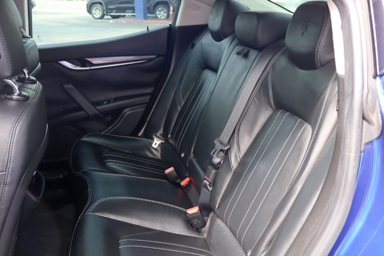Maserati Ghibli 4dr Sdn 2016