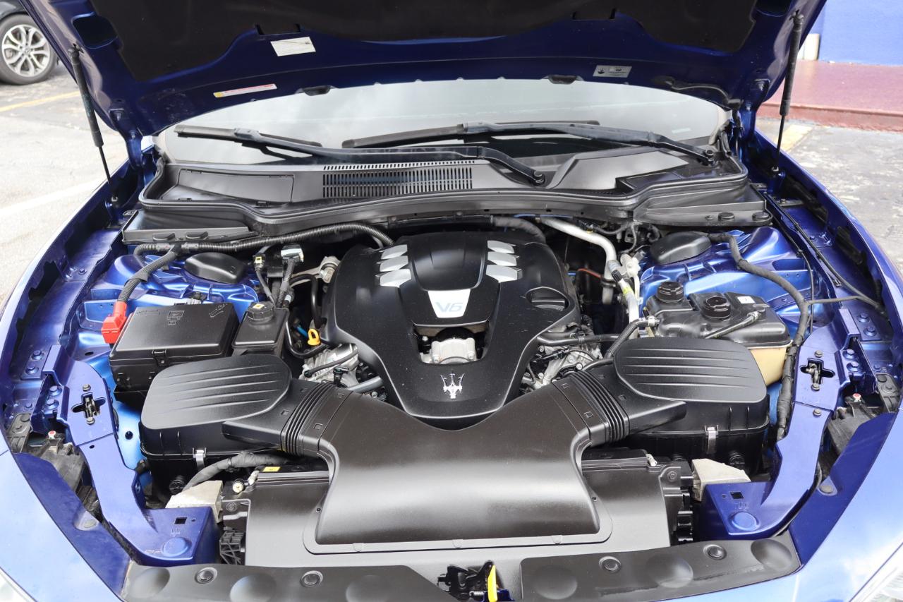 Maserati Ghibli 4dr Sdn 2016