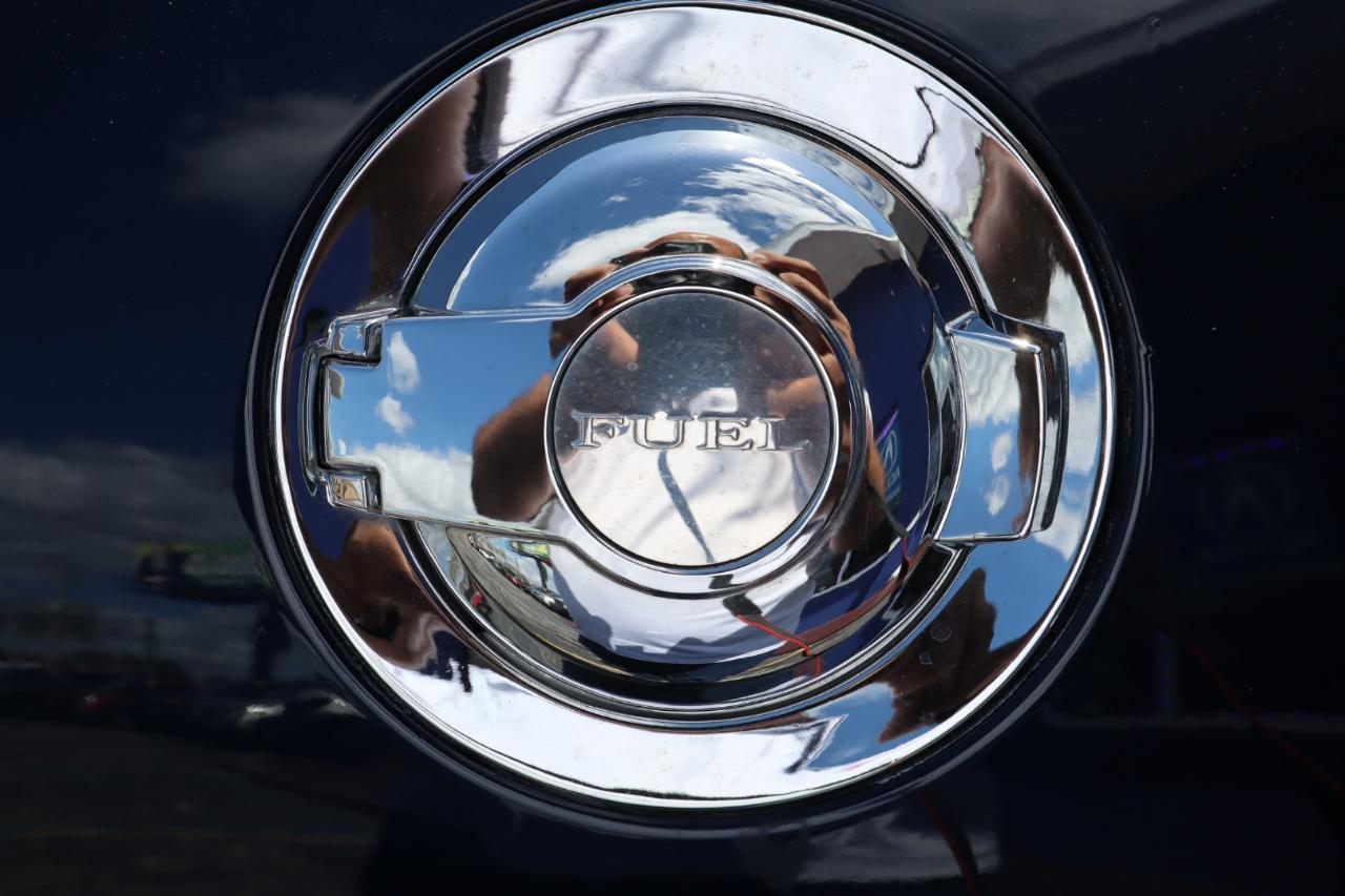 Dodge Challenger 2dr Cpe SXT Plus 2016