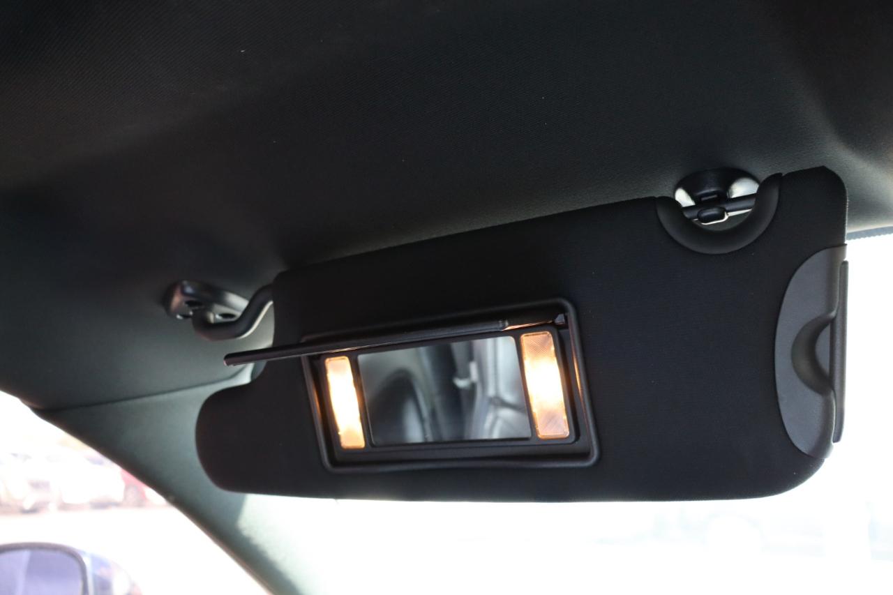 Dodge Challenger 2dr Cpe SXT Plus 2016