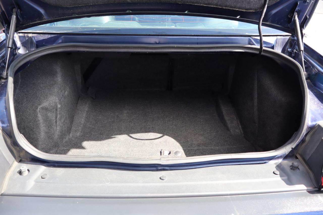 Dodge Challenger 2dr Cpe SXT Plus 2016