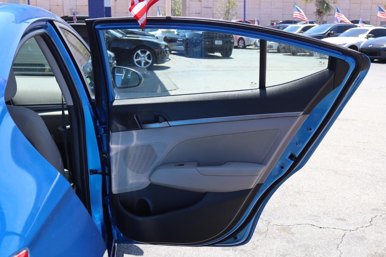 Hyundai Elantra SEL 2.0L Auto (Alabama) 2018