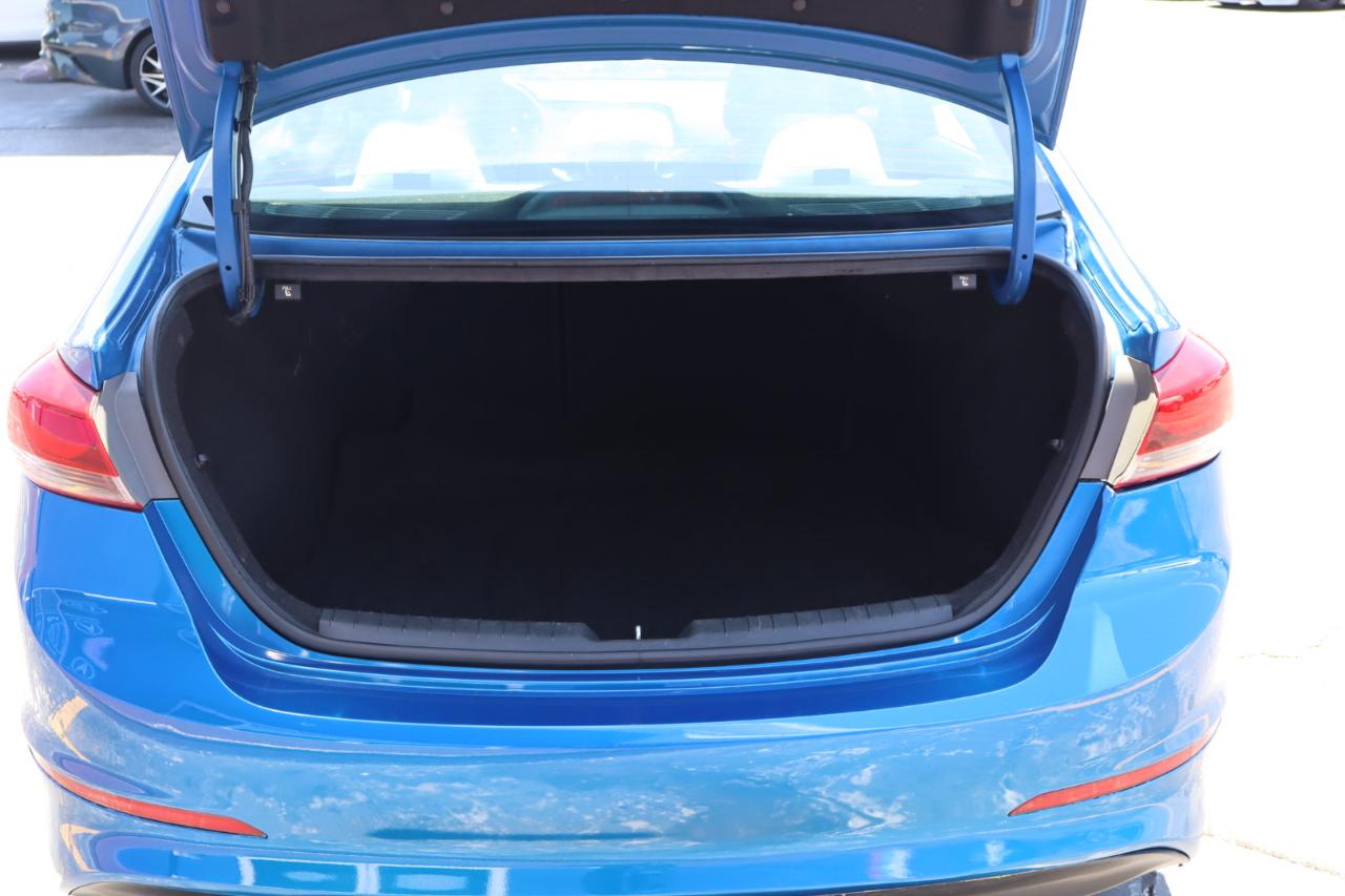 Hyundai Elantra SEL 2.0L Auto (Alabama) 2018