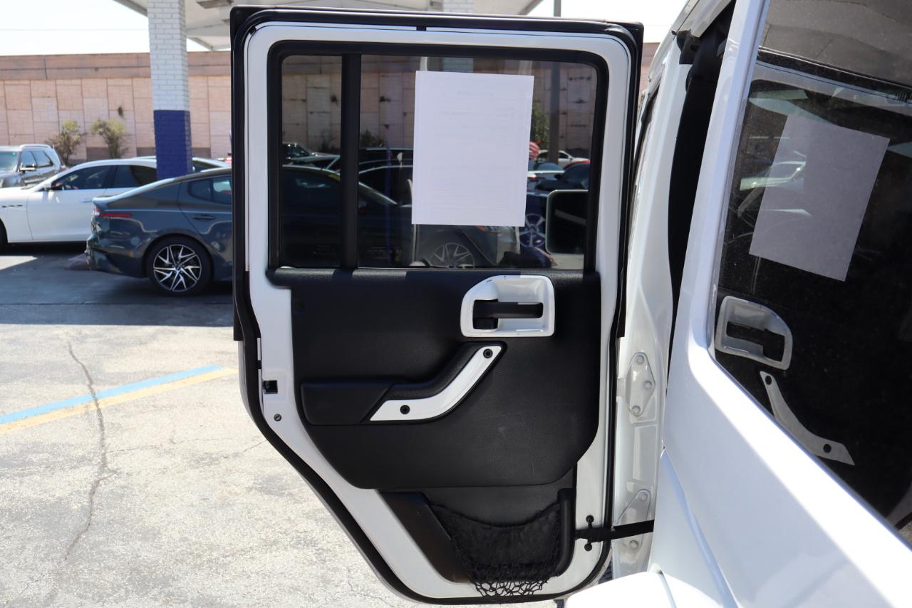 Jeep Wrangler Unlimited 4WD 4dr Wrangler X *Ltd Avail* 2015