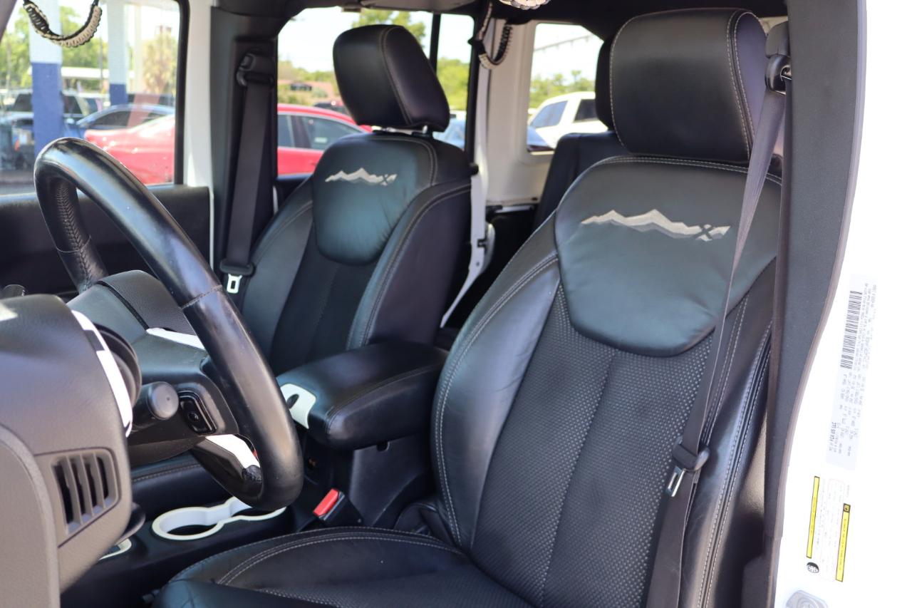 Jeep Wrangler Unlimited 4WD 4dr Wrangler X *Ltd Avail* 2015