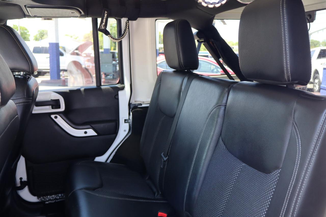 Jeep Wrangler Unlimited 4WD 4dr Wrangler X *Ltd Avail* 2015