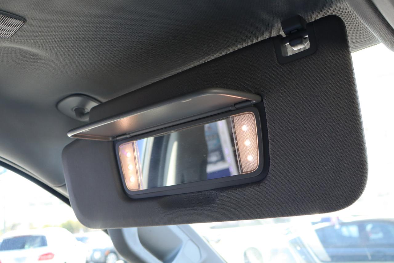 GMC Sierra 1500 4WD Crew Cab 147" Denali 2019