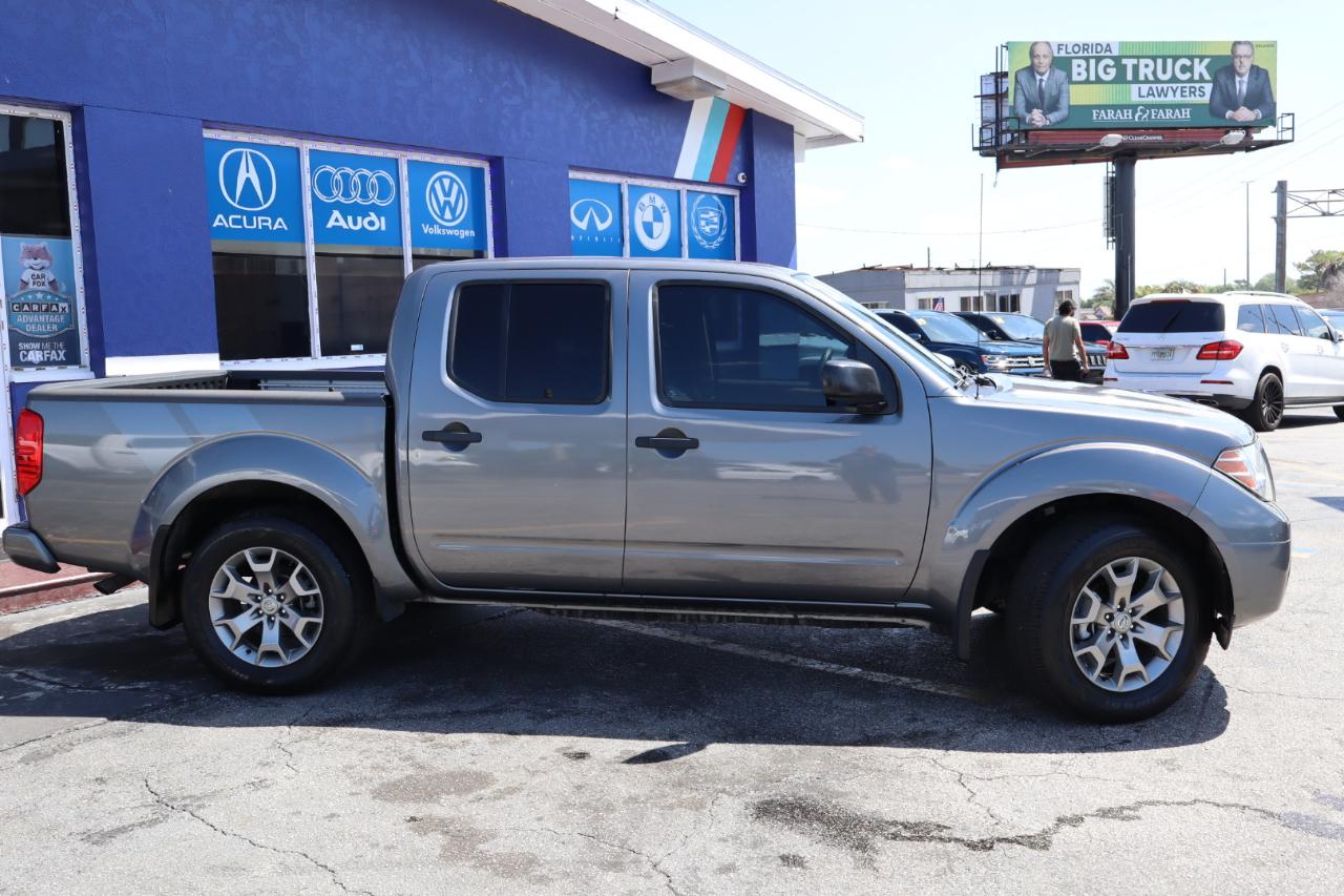 Nissan Frontier Crew Cab 4x2 SV Auto 2020