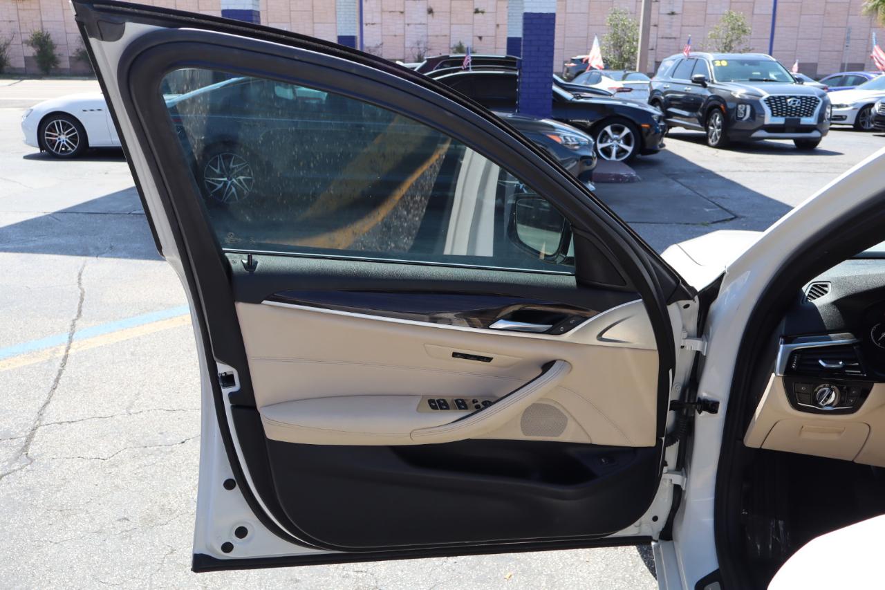 BMW 5 Series 530i Sedan 2018