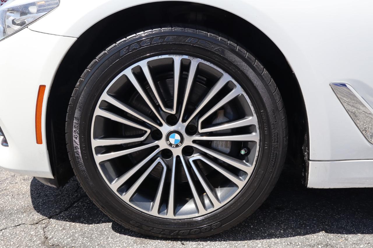 BMW 5 Series 530i Sedan 2018