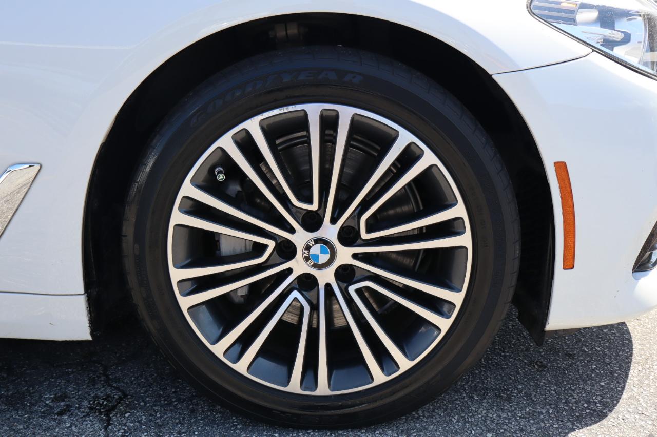 BMW 5 Series 530i Sedan 2018