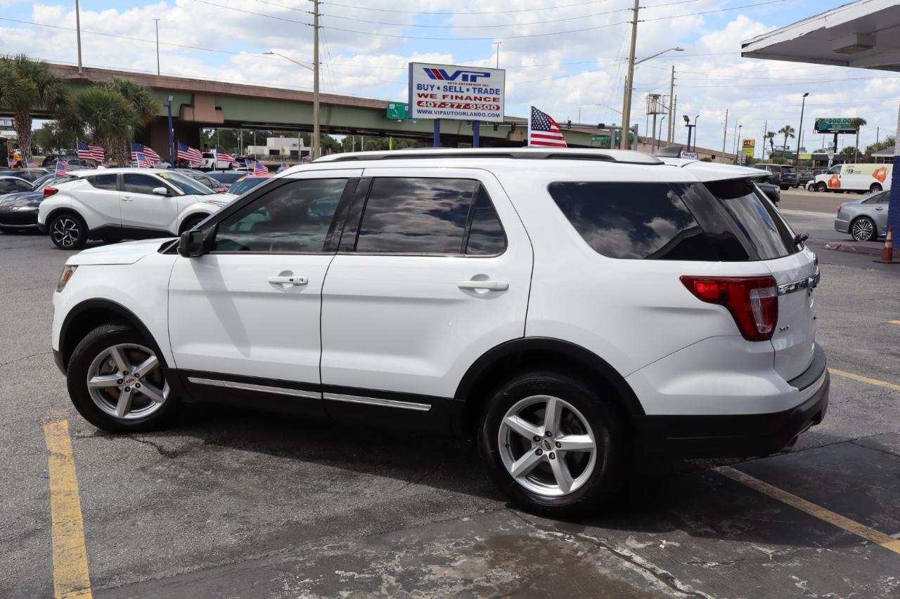 Ford Explorer XLT FWD 2019