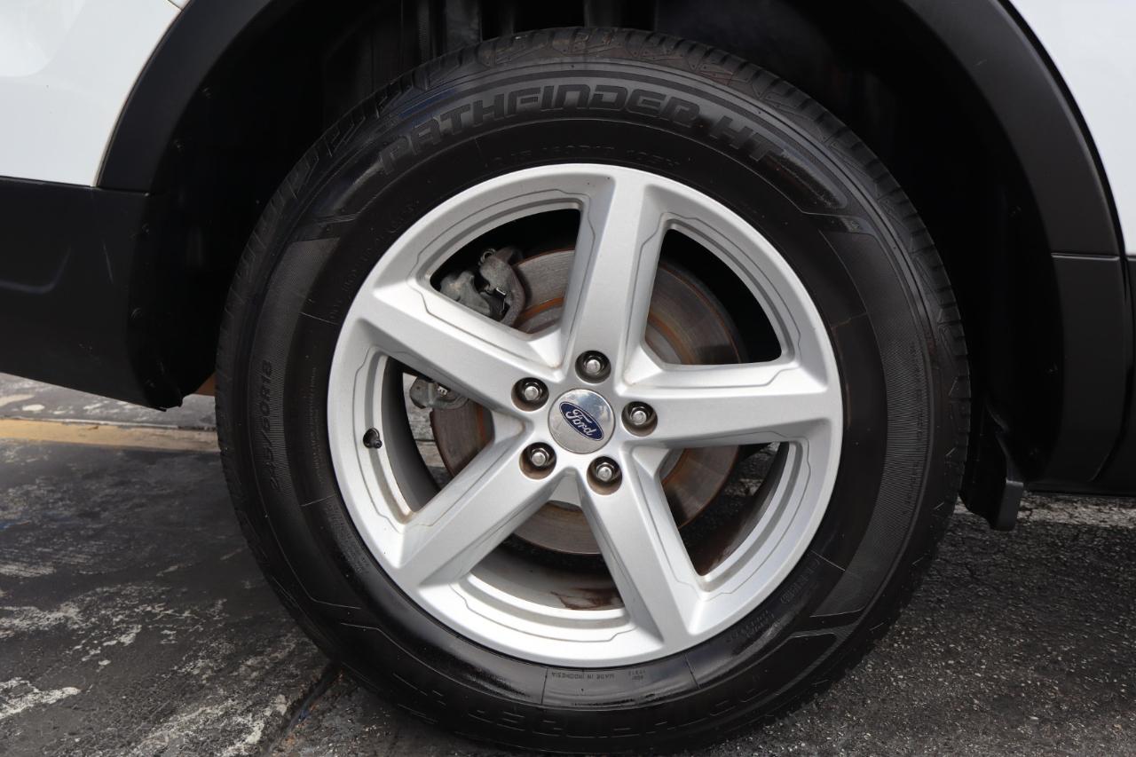 Ford Explorer XLT FWD 2019