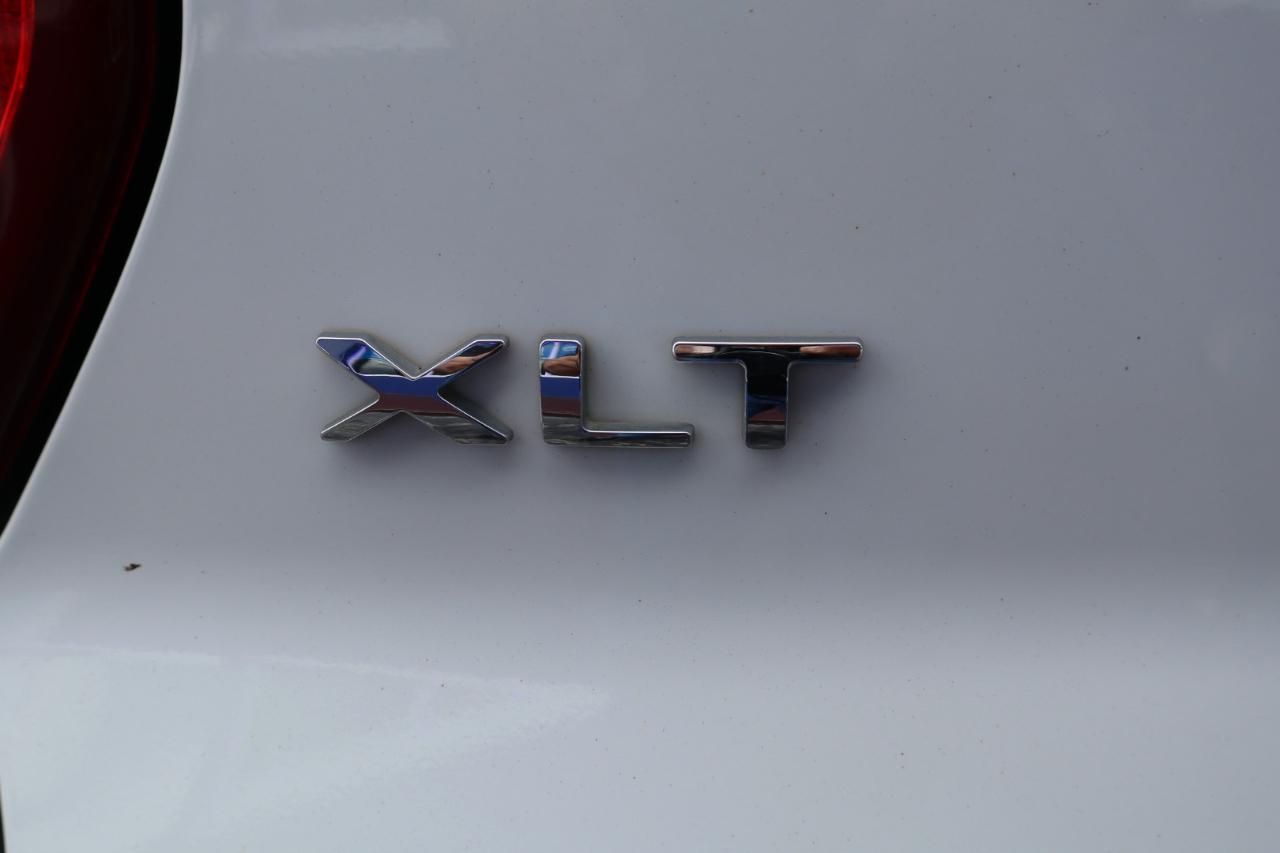 Ford Explorer XLT FWD 2019