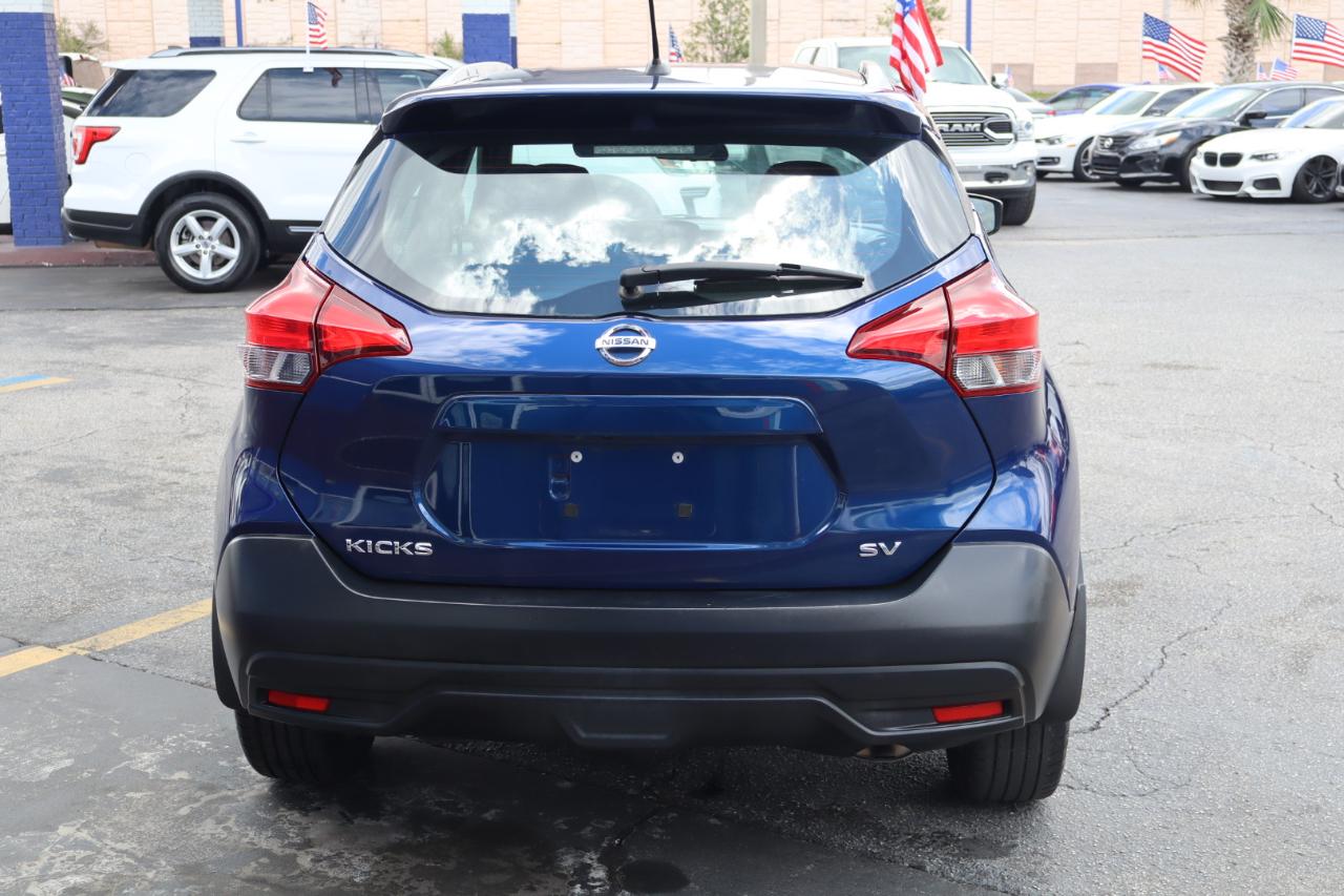 Nissan Kicks SV FWD 2019