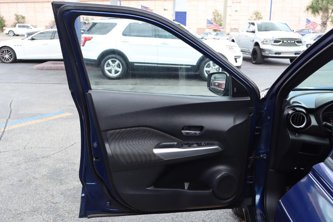 Nissan Kicks SV FWD 2019