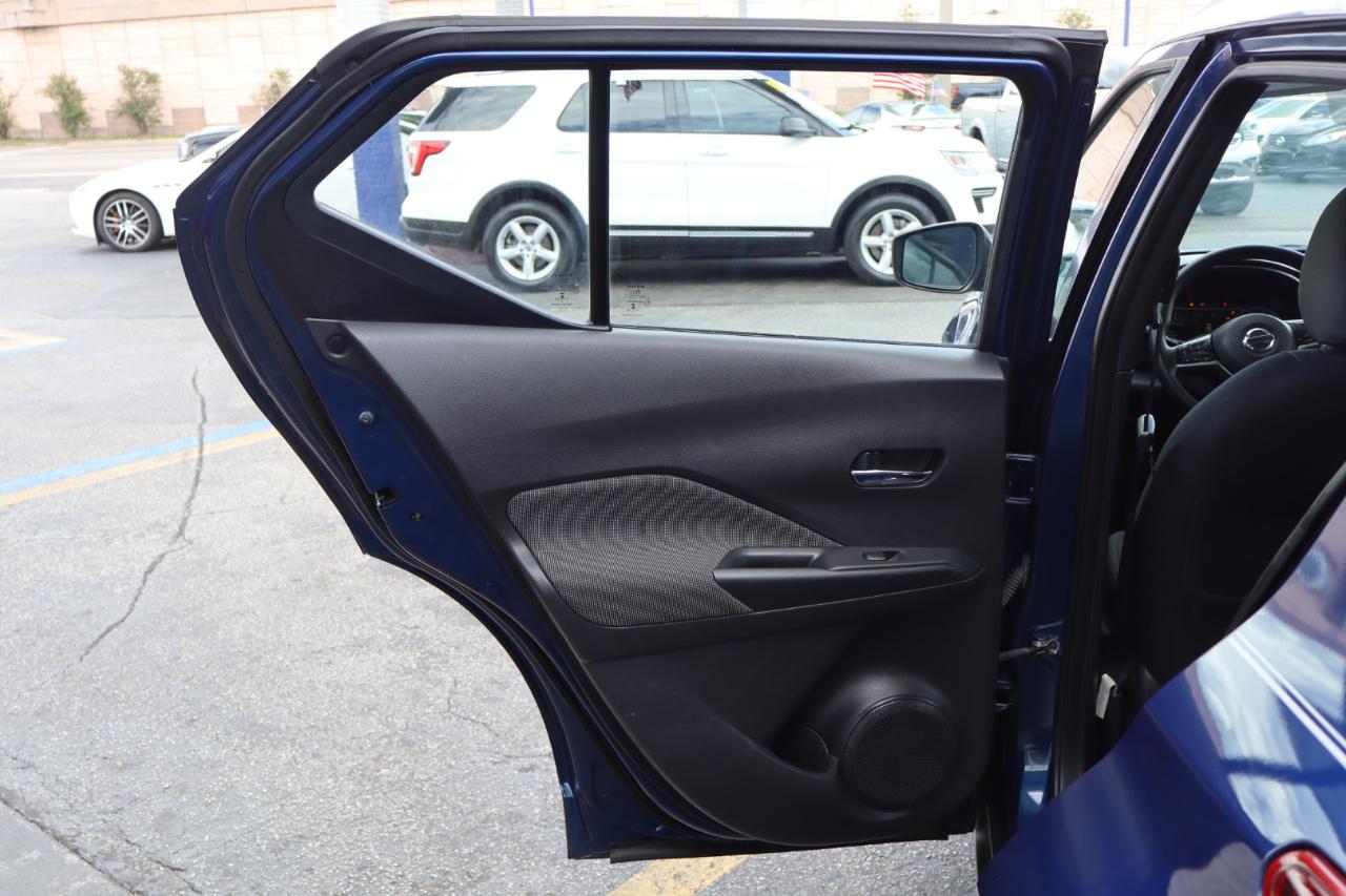 Nissan Kicks SV FWD 2019