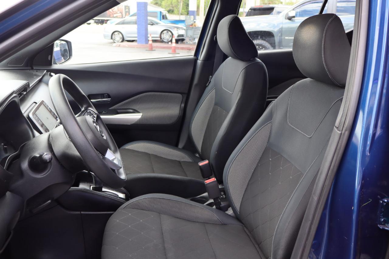 Nissan Kicks SV FWD 2019