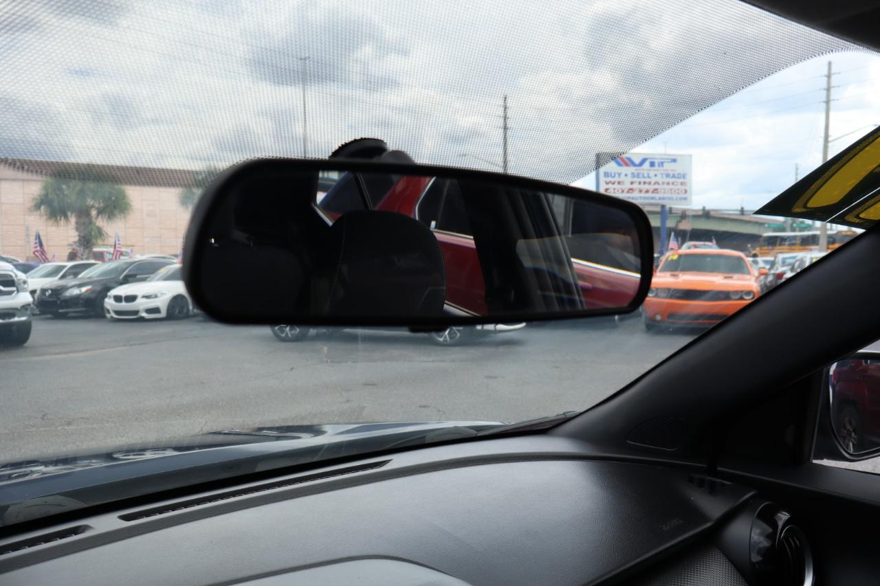 Nissan Kicks SV FWD 2019