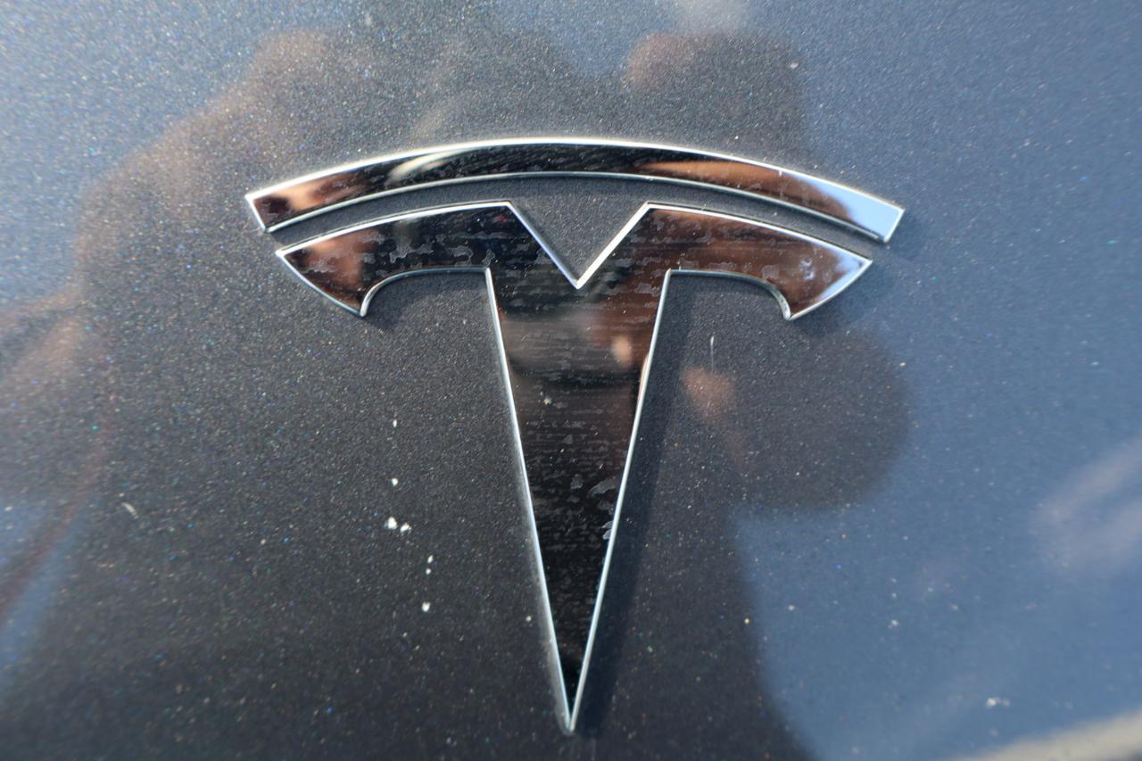 Tesla Model 3 Long Range AWD *Ltd Avail* 2022