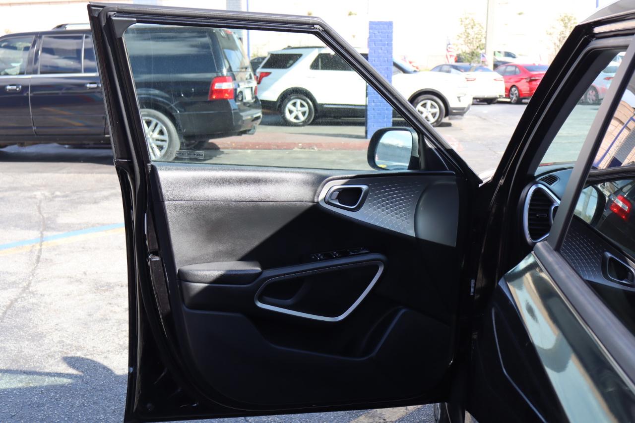 Kia Soul LX IVT 2023