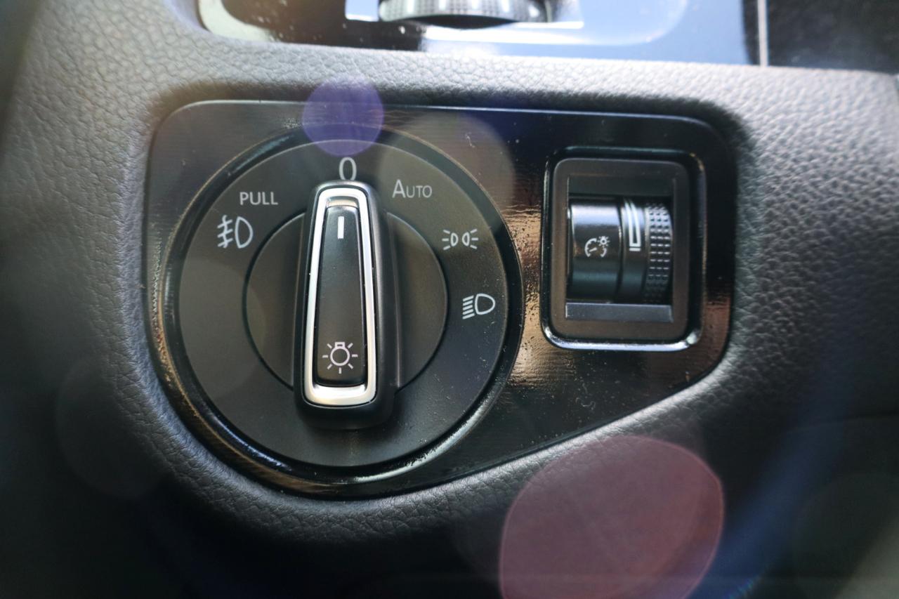 Volkswagen Golf GTI 4dr HB DSG Autobahn 2016