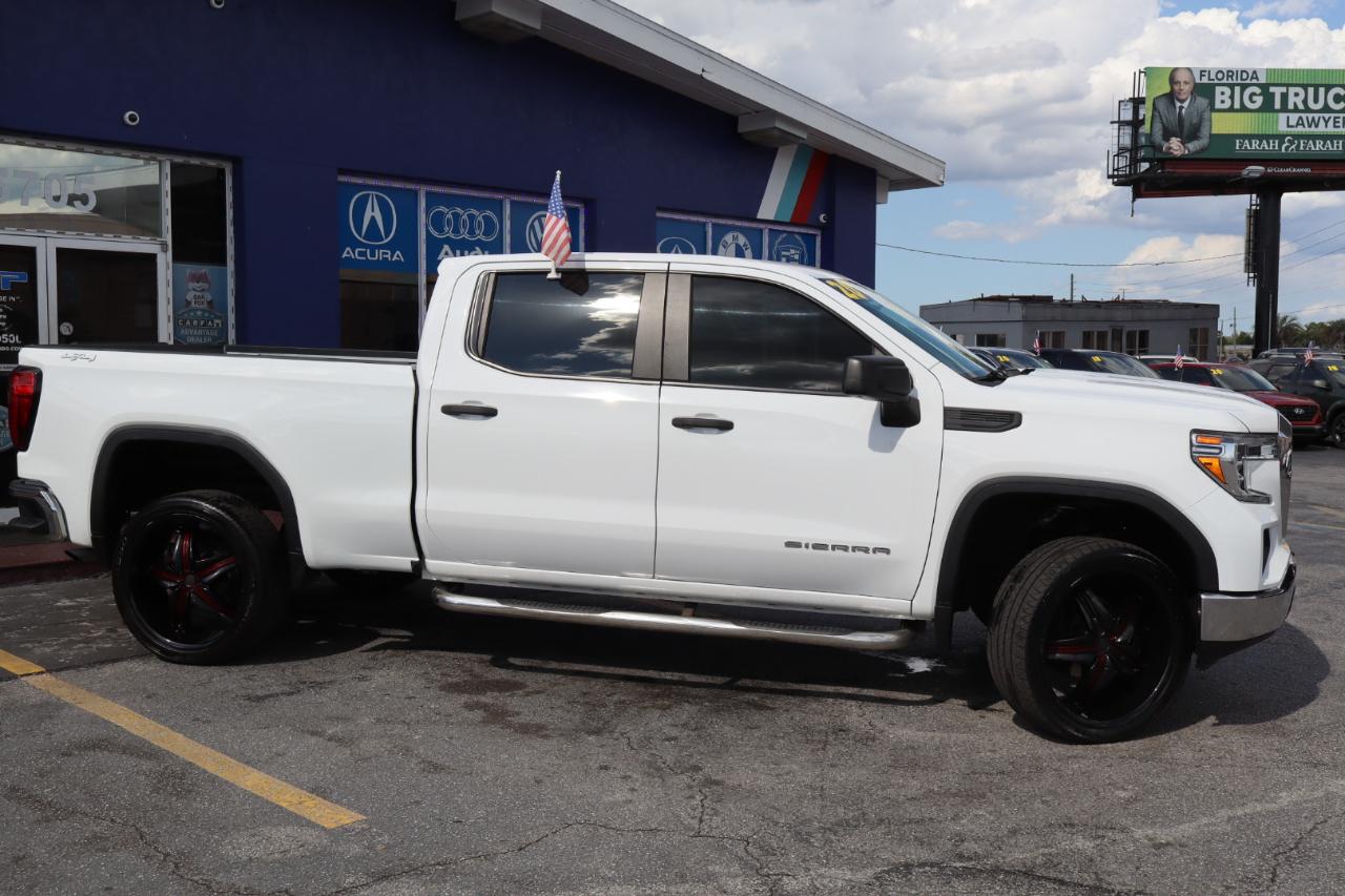 GMC Sierra 1500 4WD Crew Cab 157" 2020