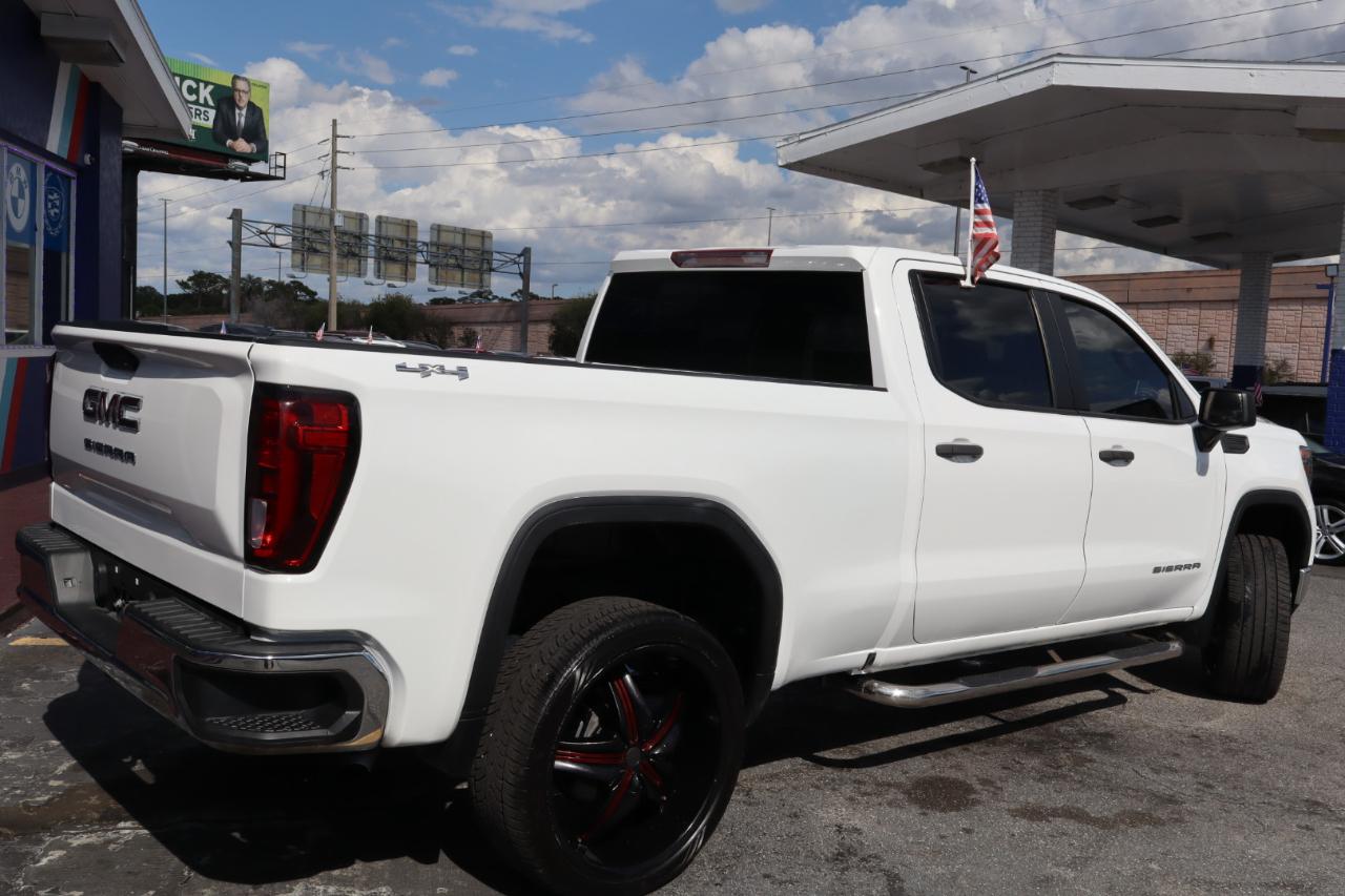 GMC Sierra 1500 4WD Crew Cab 157" 2020