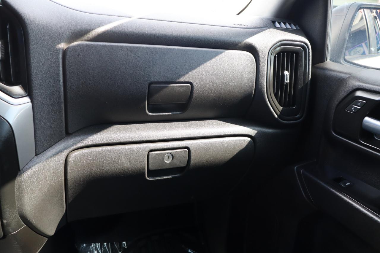 GMC Sierra 1500 4WD Crew Cab 157" 2020