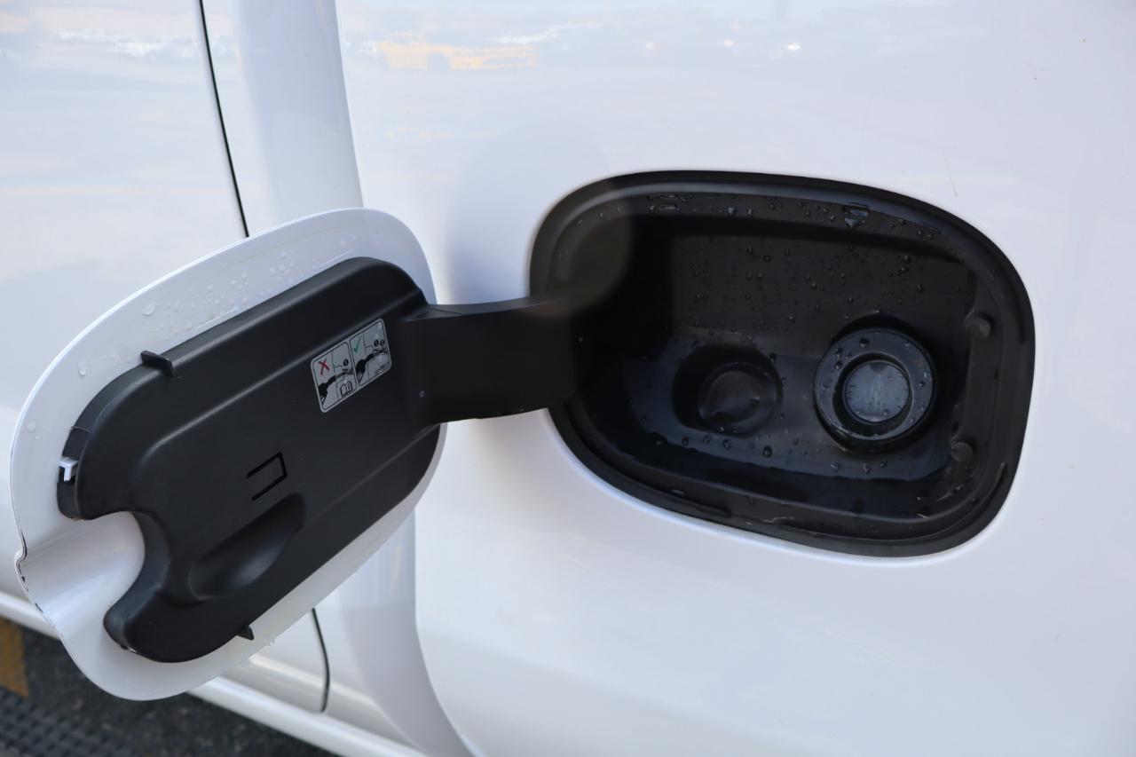 GMC Sierra 1500 4WD Crew Cab 157" 2020