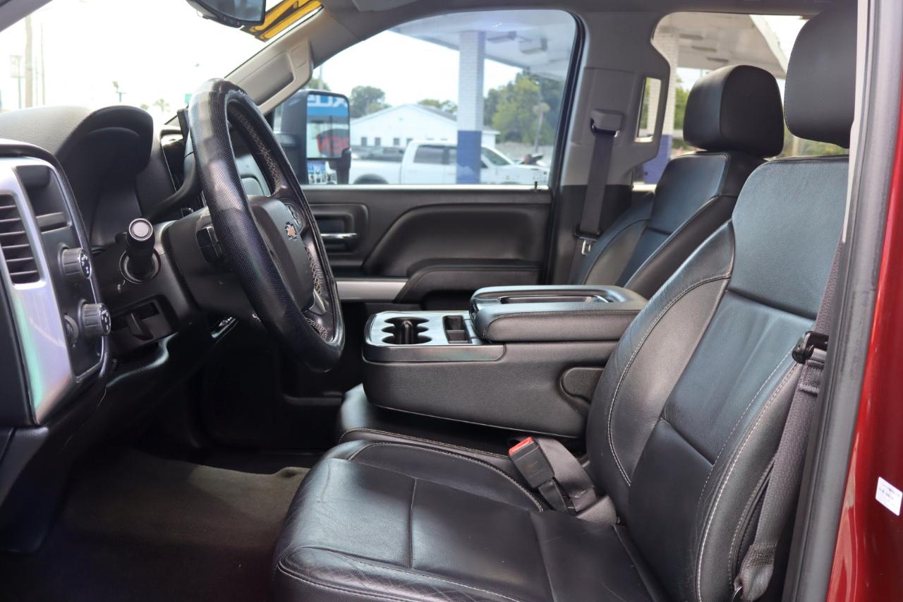 Chevrolet Silverado 1500 4WD Crew Cab 143.5" LT w/2LT 2017