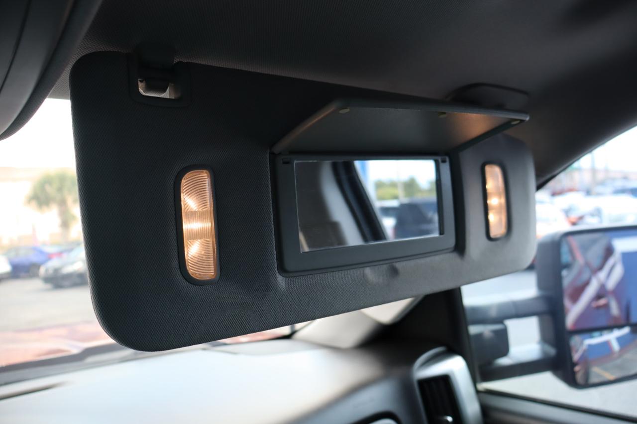 Chevrolet Silverado 1500 4WD Crew Cab 143.5" LT w/2LT 2017