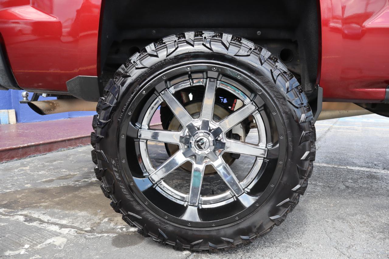 Chevrolet Silverado 1500 4WD Crew Cab 143.5" LT w/2LT 2017