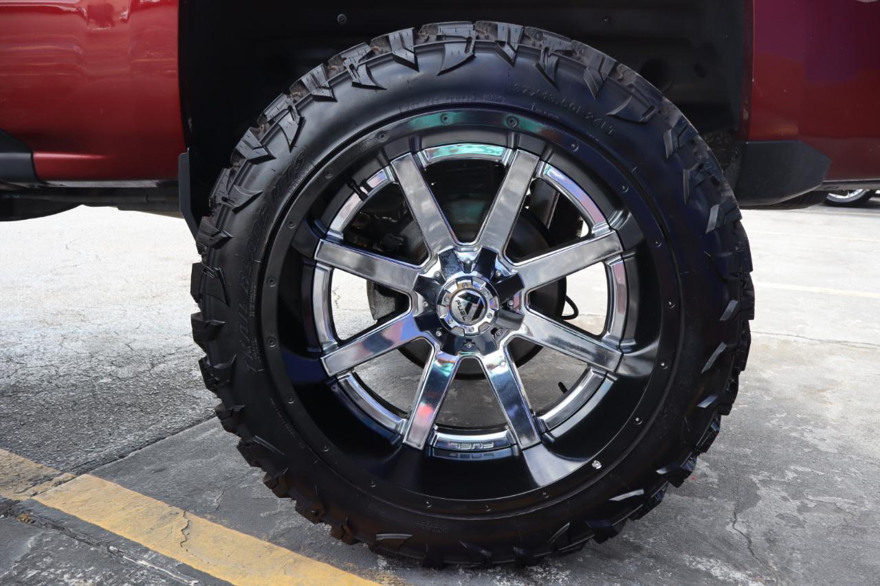 Chevrolet Silverado 1500 4WD Crew Cab 143.5" LT w/2LT 2017