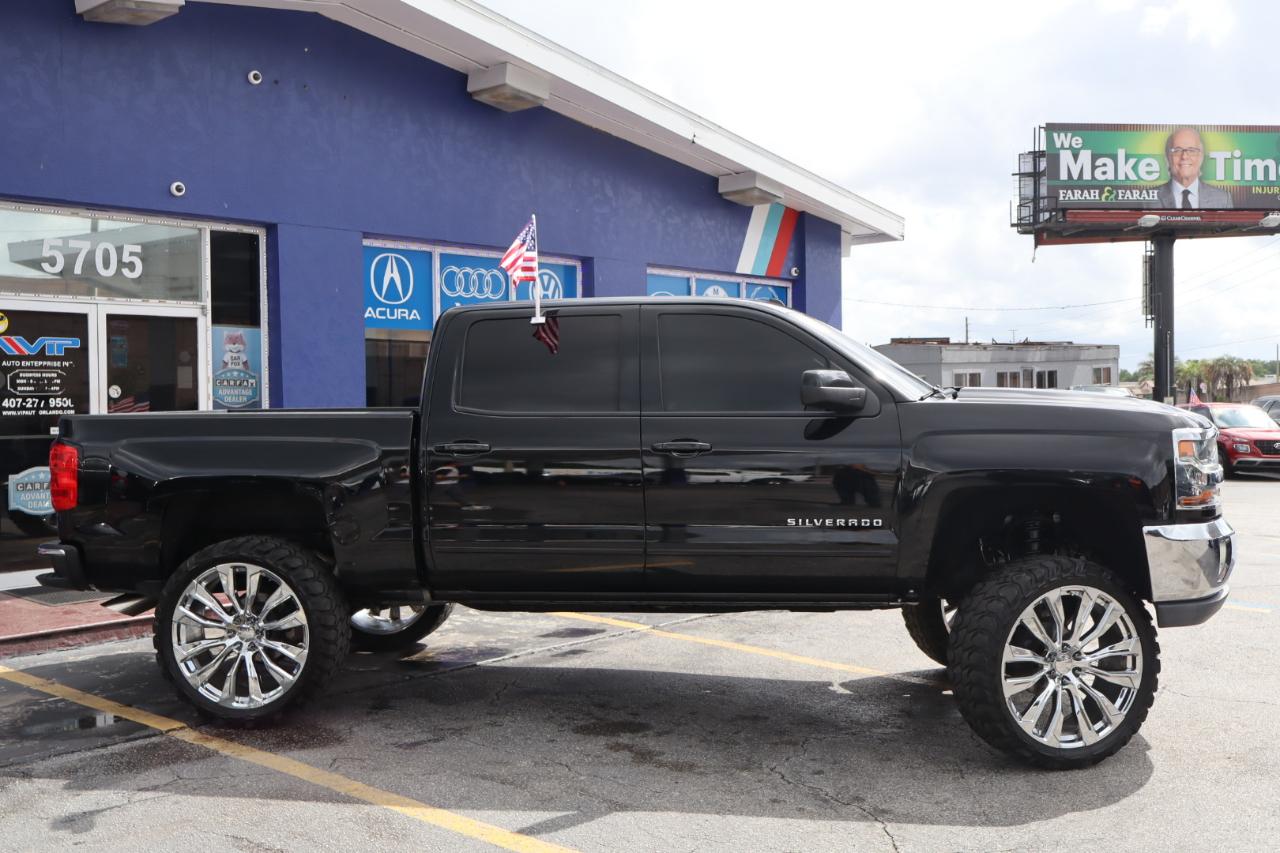 Chevrolet Silverado 1500 2WD Crew Cab 143.5" LT w/1LT 2018